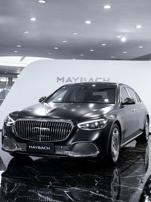 深圳大鹏新区景冠翔企业管理咨询岚图汽车的售后服务让用户无忧出行，迈巴赫未来的豪华车趋势